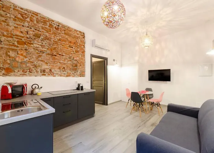 Castelli's Campo 13 דירה *